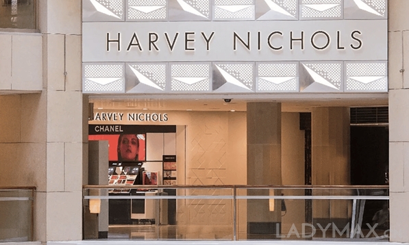 Harvey Nichols退出香港置地广场；波司登上半财年利润大涨近25%