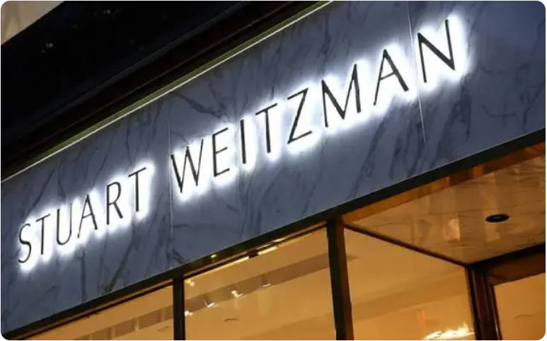 Stuart Weitzman如何从抢不到的“网红”到被甩卖？